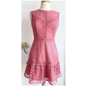 EVER NEW Melbourne Fuschia Guipure/Bobbin Lace Dress $40